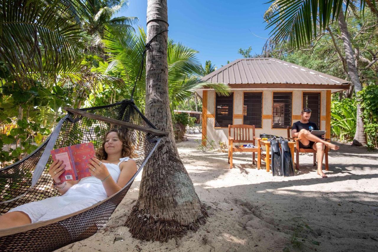 베어풋 만타 아일랜드 리조트 Drawaqa Island 외부 사진