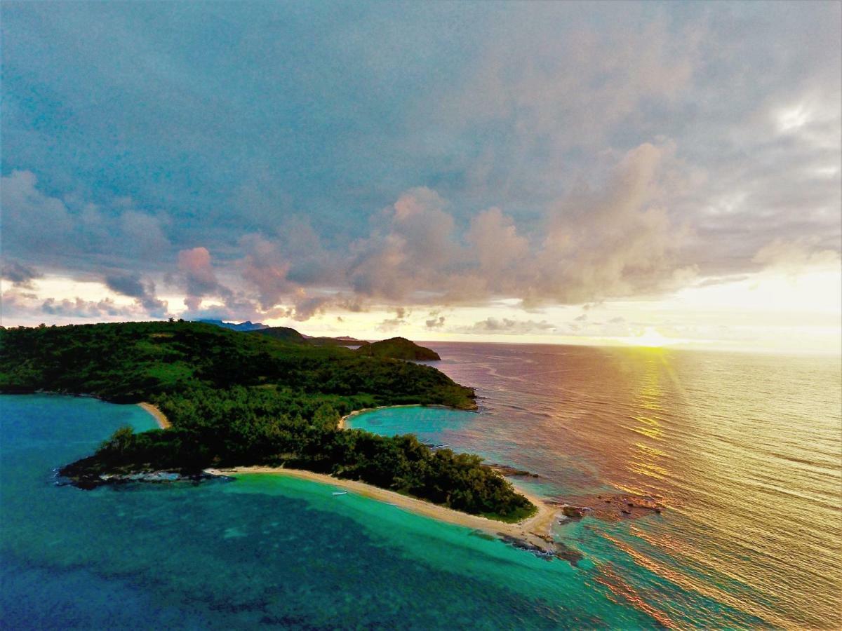 베어풋 만타 아일랜드 리조트 Drawaqa Island 외부 사진